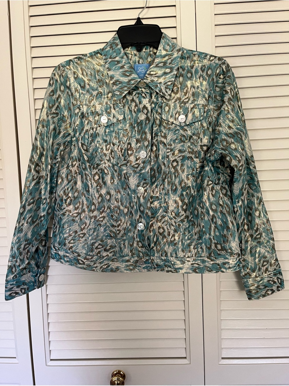 Lara lane metallic light weight jacket/blouse